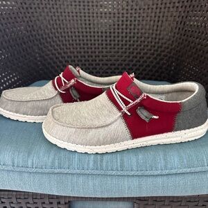 Hey Dude Mens Shoes